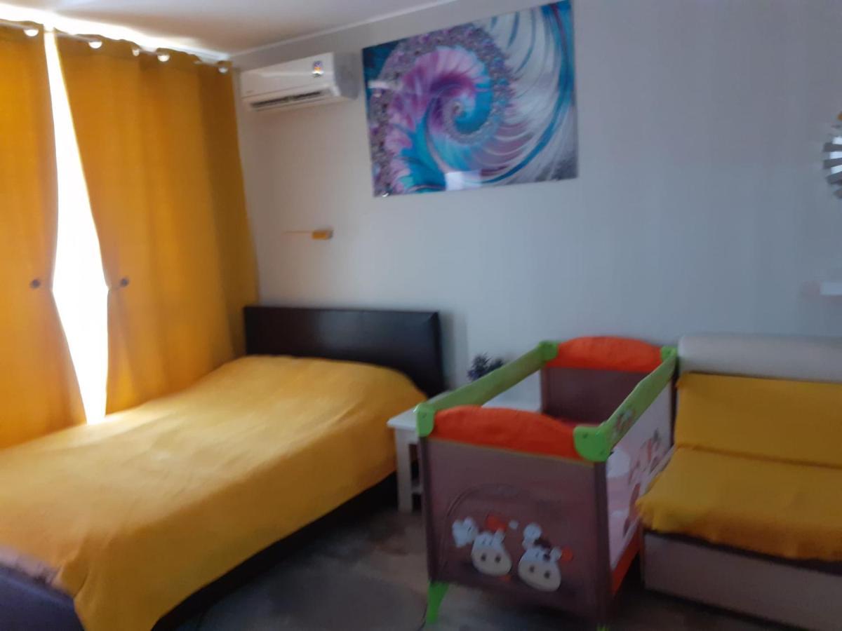 Parus-2-Studio Pomorie Exterior foto